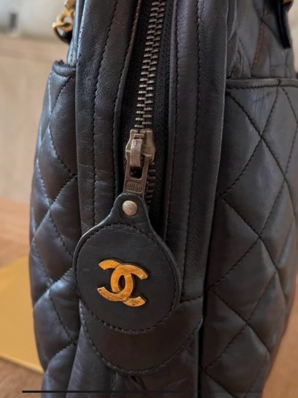 CHANEL Black Large Quilted Leather Tote with Gold CC Hardware - AUTHENTIC ⭐️ - Picture 4 of 10
